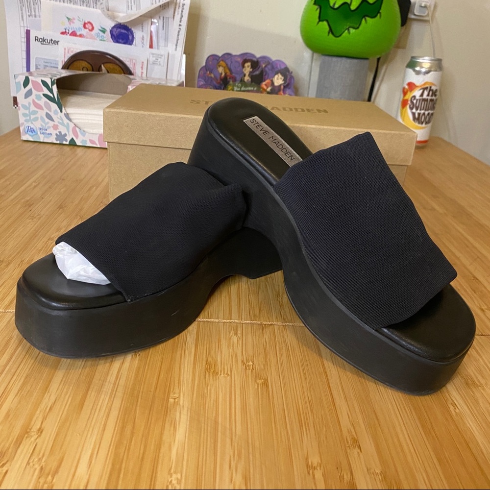 Steve Madden Slinky Platform Mules